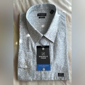 NWT Van Heusen Men’s Long Sleeve Dress Fashionable shirt 17-17 1/2 / 36/37